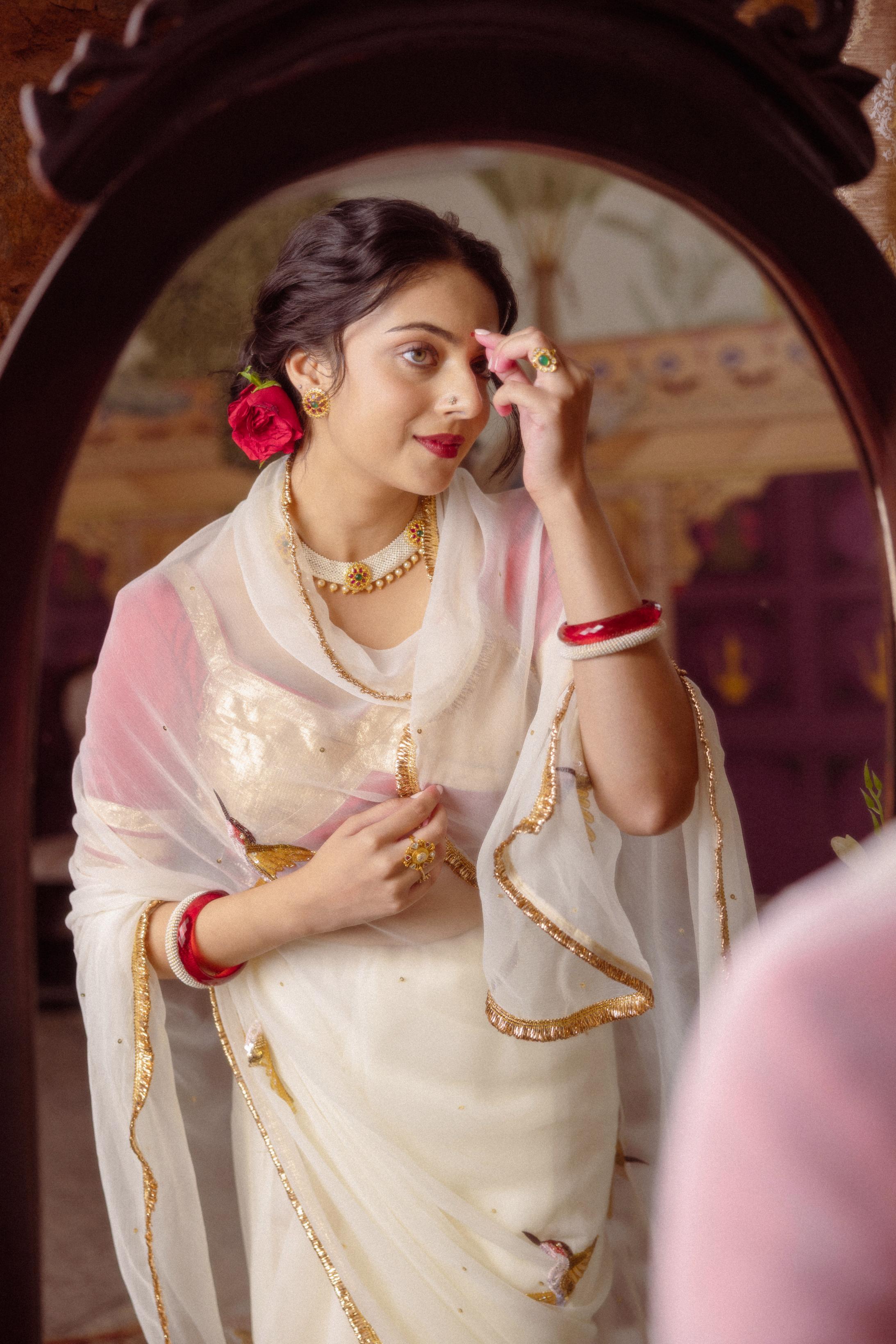 White Viscose Chiffon Aari Resham Sequins Handwork Saree
