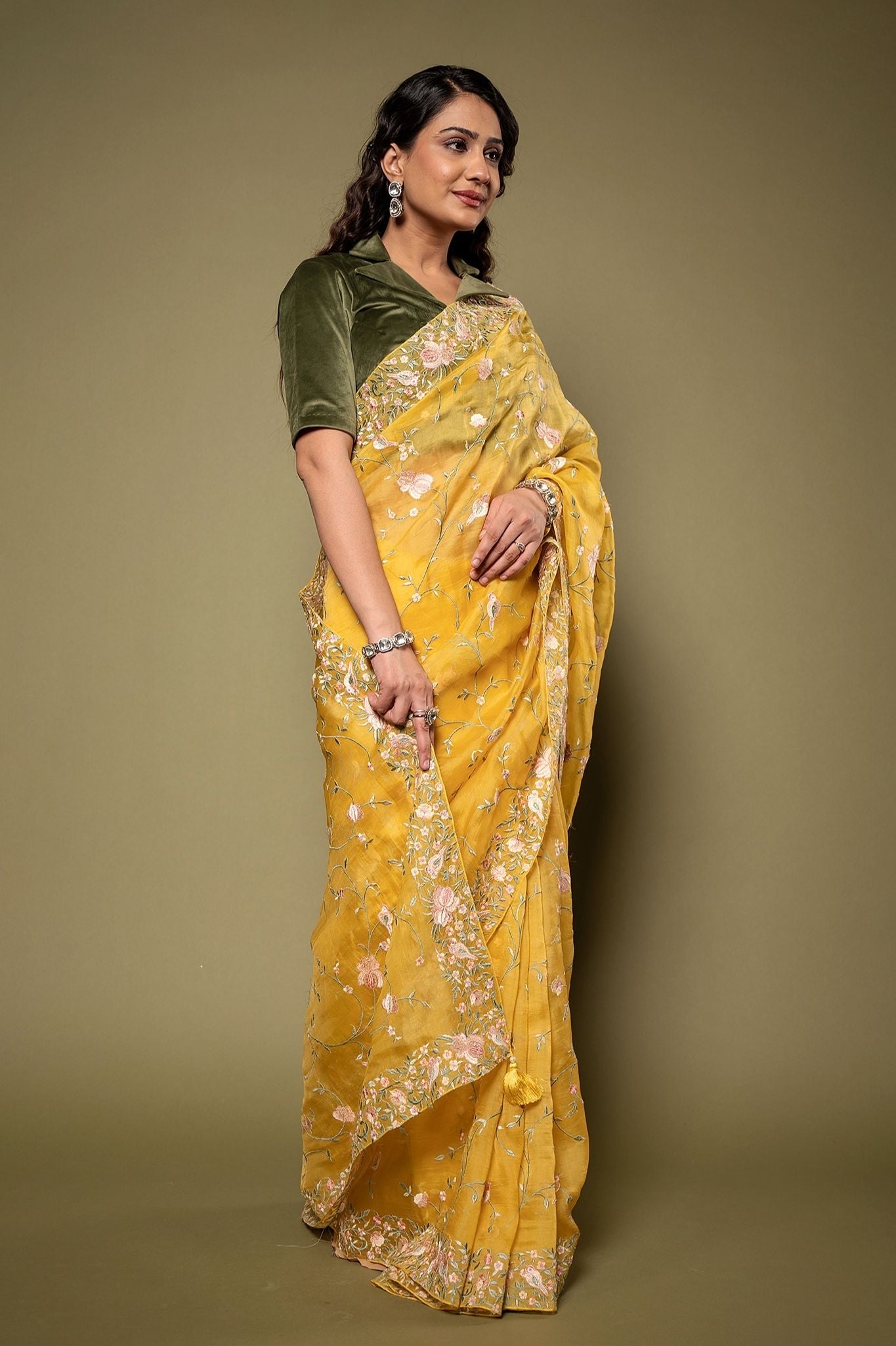 Yellow Organza resham border jaal handwork saree