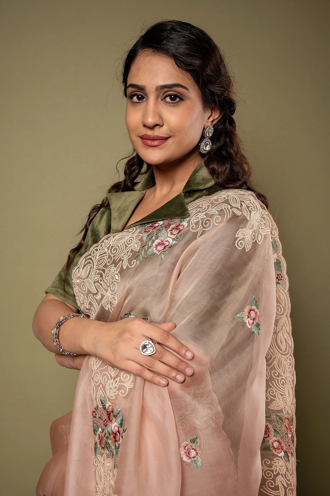 Peach Organza resham border butti Handwork saree