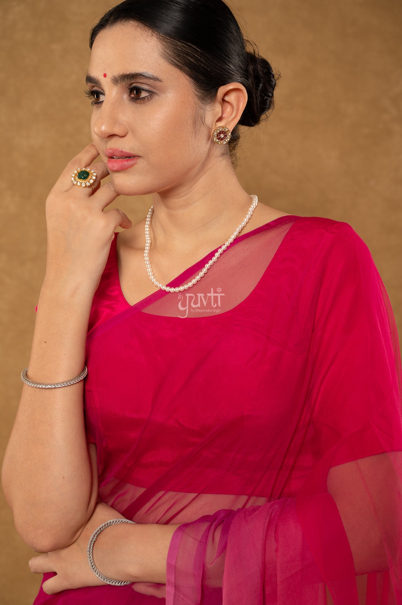 Wine Gajri Peach Shaded Pure Georgette Hand-Dye Saree