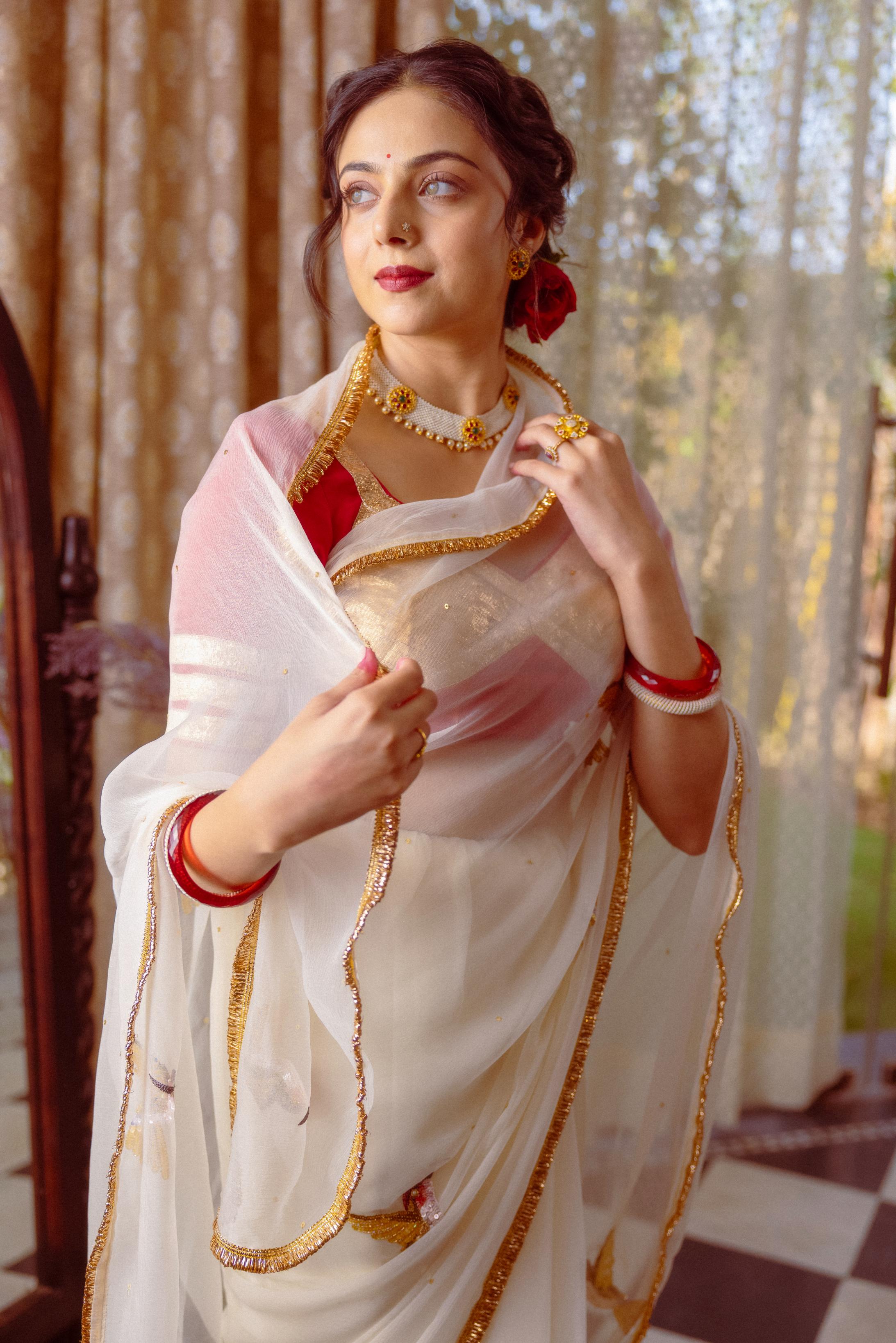 White Viscose Chiffon Aari Resham Sequins  Handwork    Saree