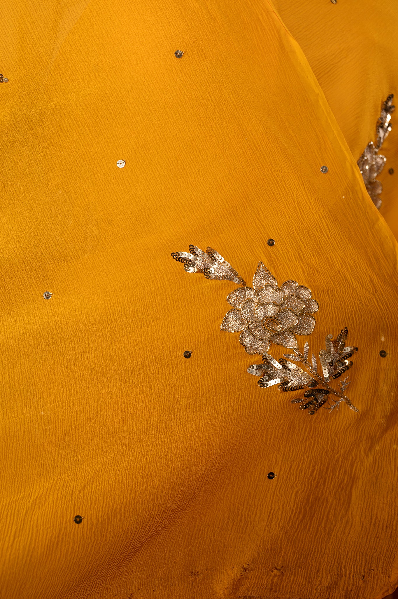 Viscose Chiffon Aari Saree