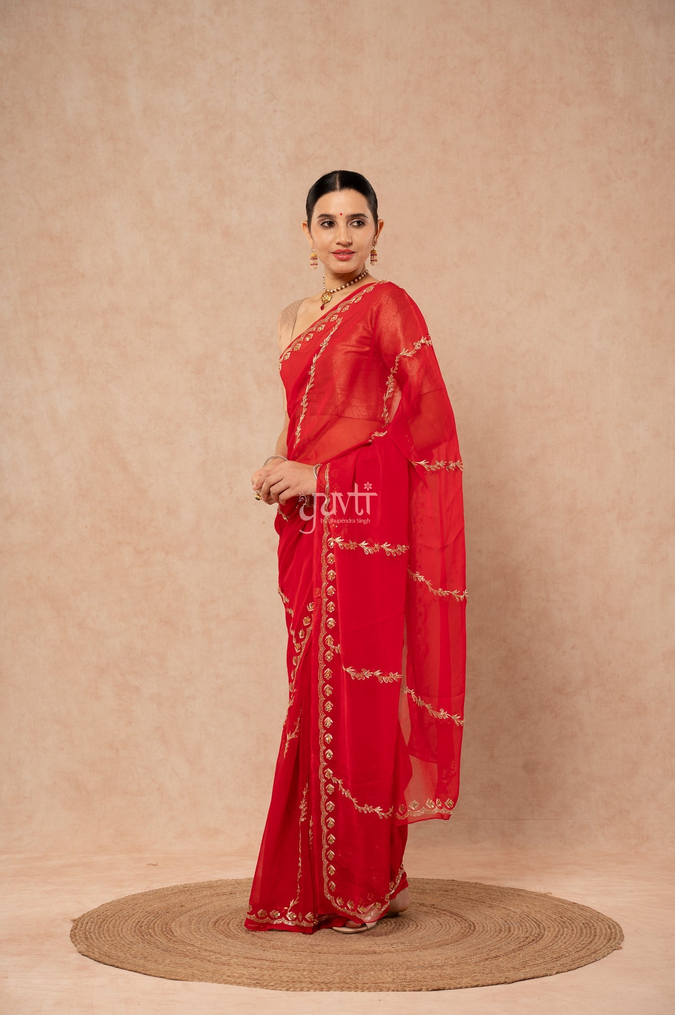 Red  Viscose Chiffon Aari Kardana Border Chaadi  Handwork  Saree  with Blouse