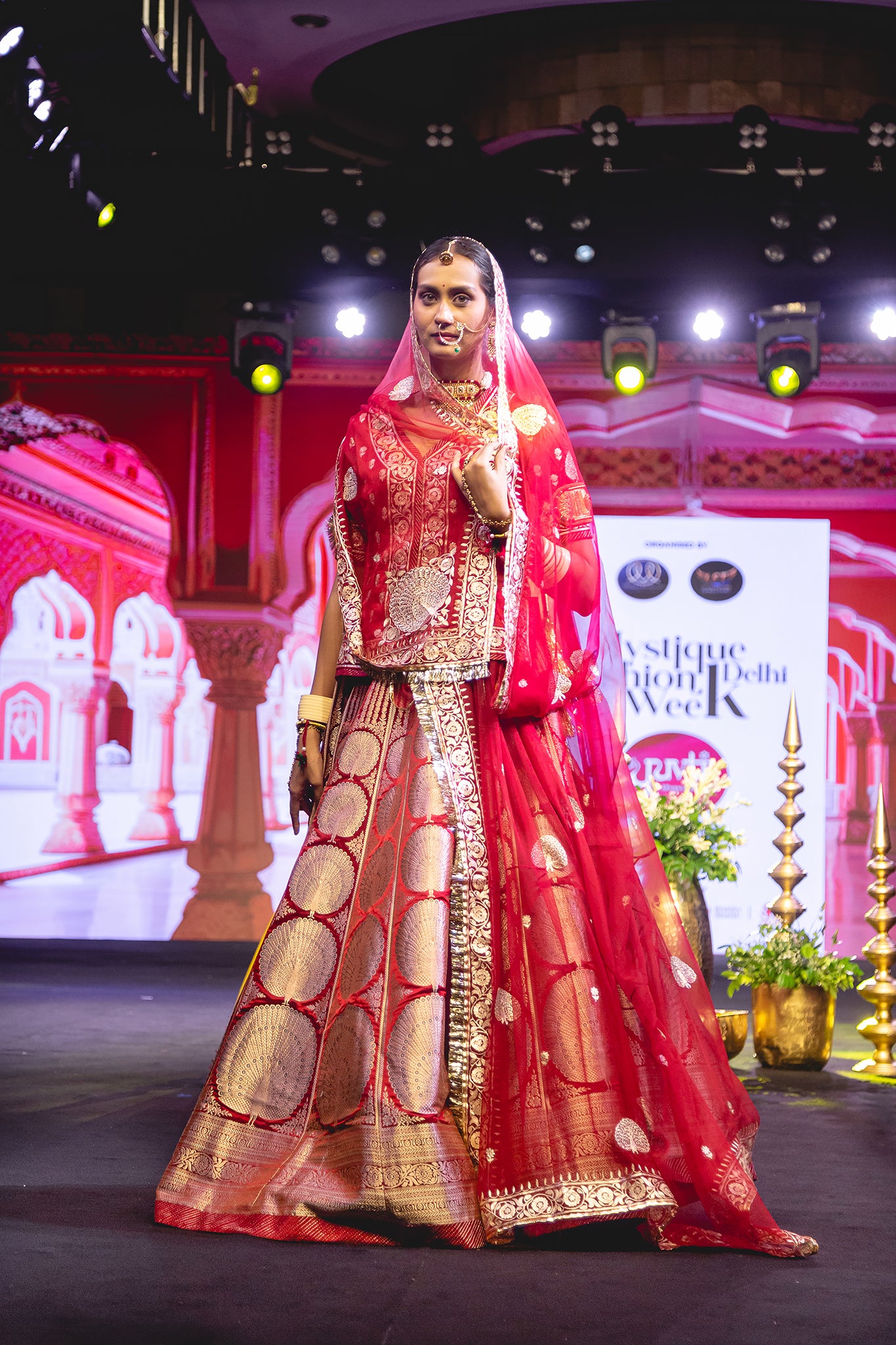 Red Banarsi Zari  Handwoven Saree With Pure Odhana (Unstitched)