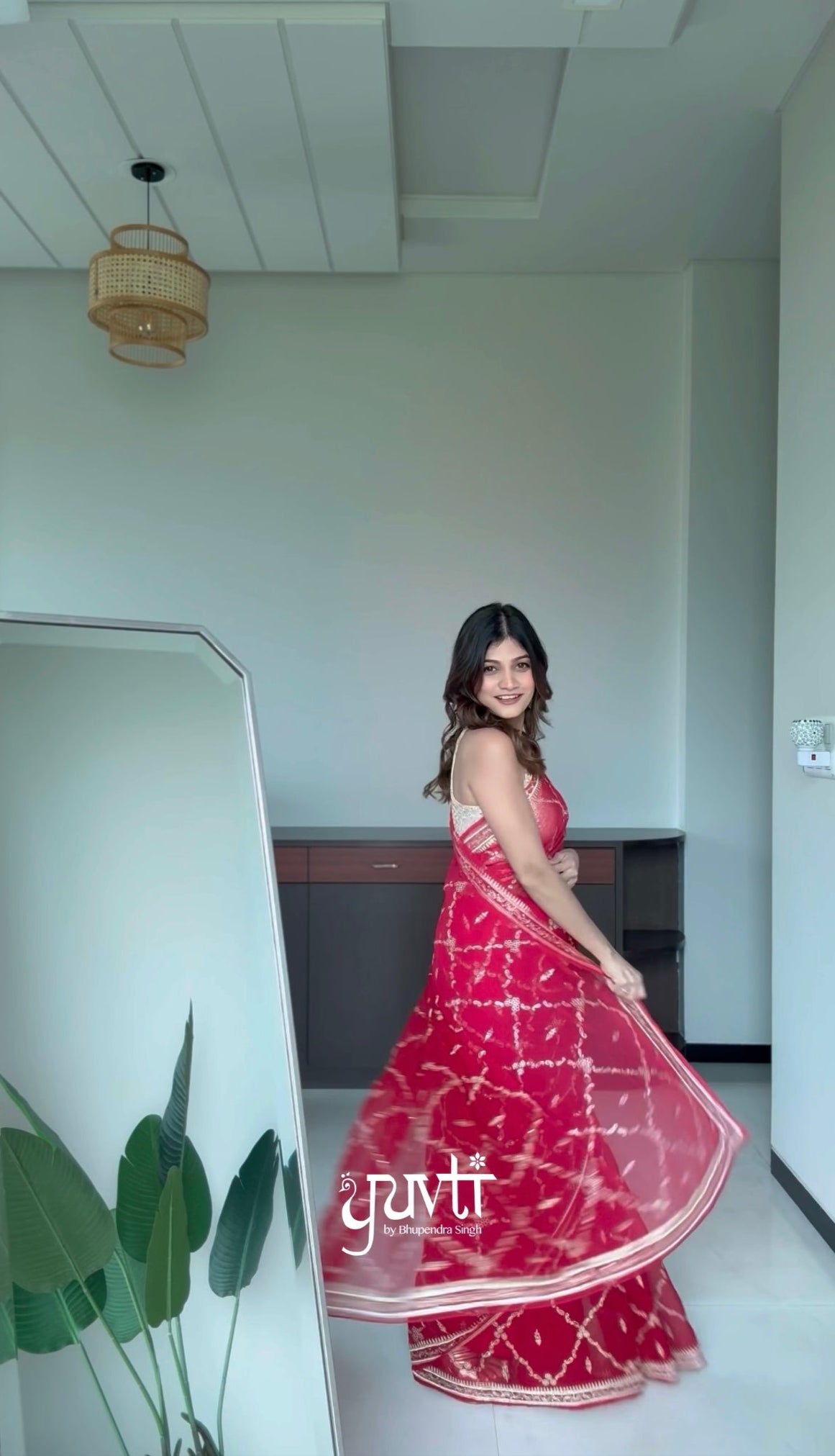 Red Colour Viscose Chiffon Aari Motif Jaal Work Saree