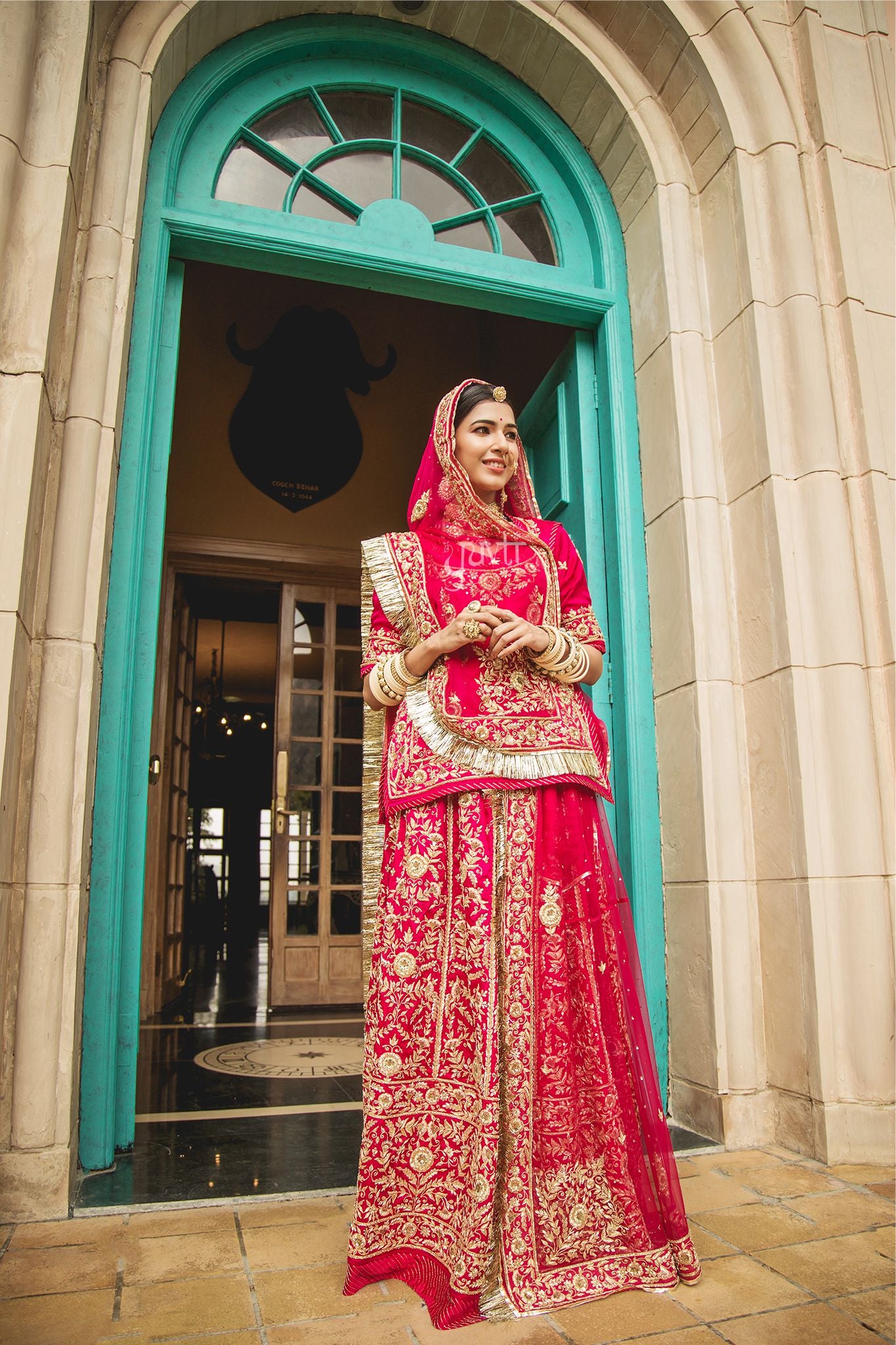 Zardosi Rani Pink Poshak - Yuvti